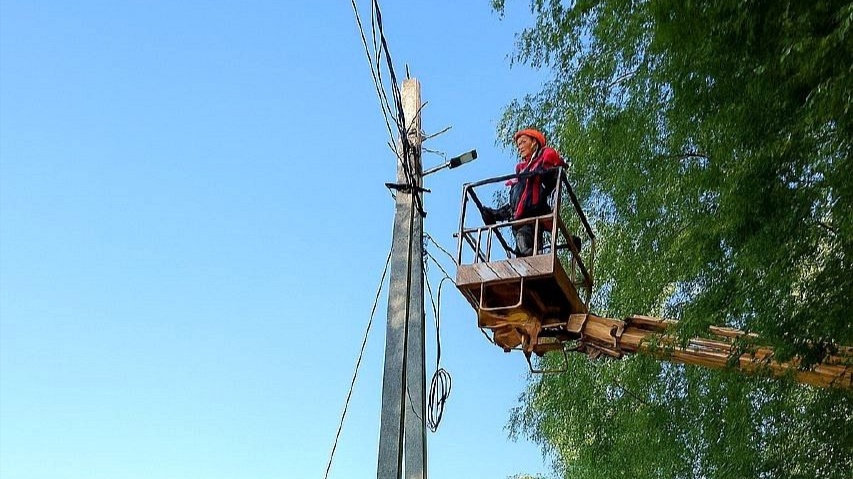 «Россети Центр» смонтировали новое освещение на двух улицах в Ярославле