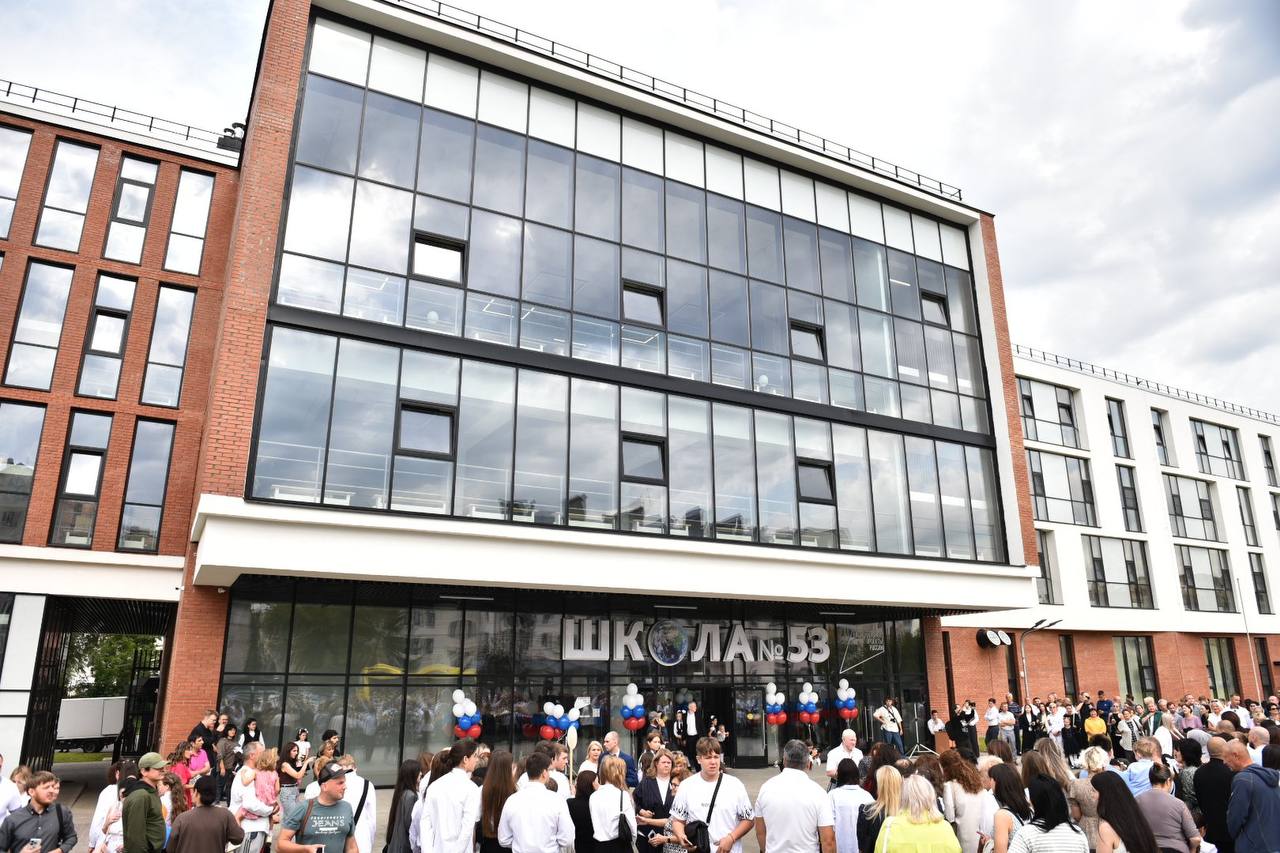 В Ярославле 1 сентября открыли новую школу на Большой Федоровской