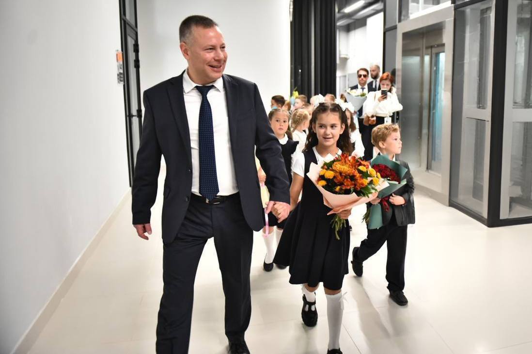 В Ярославле 1 сентября открыли новую школу на Большой Федоровской