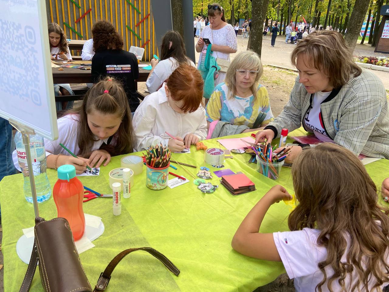 Дети участников СВО приняли участие в празднике в честь Дня знаний в Ярославле
