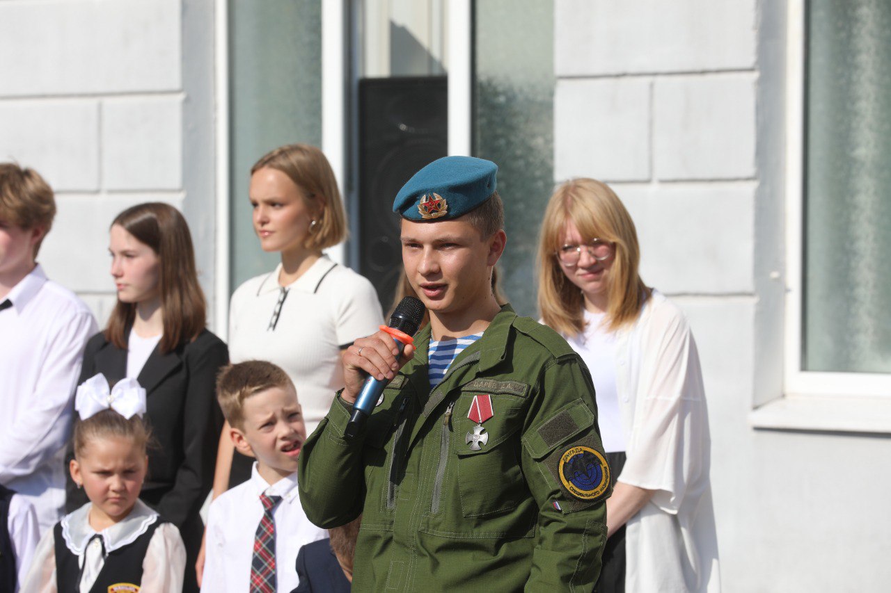 В ярославских школах прошли линейки, посвященные старту нового учебного года