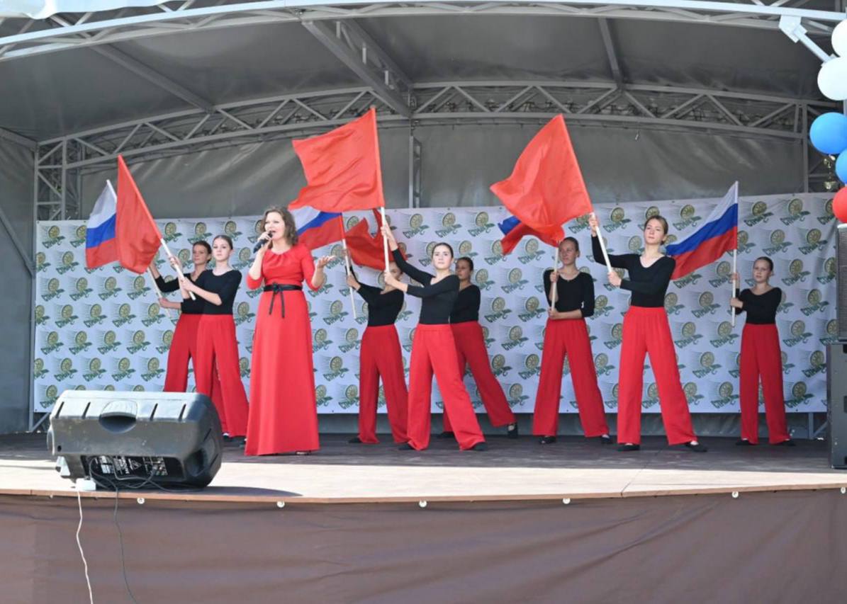 В Гаврилов-Яме после капитального ремонта открыли Советскую площадь