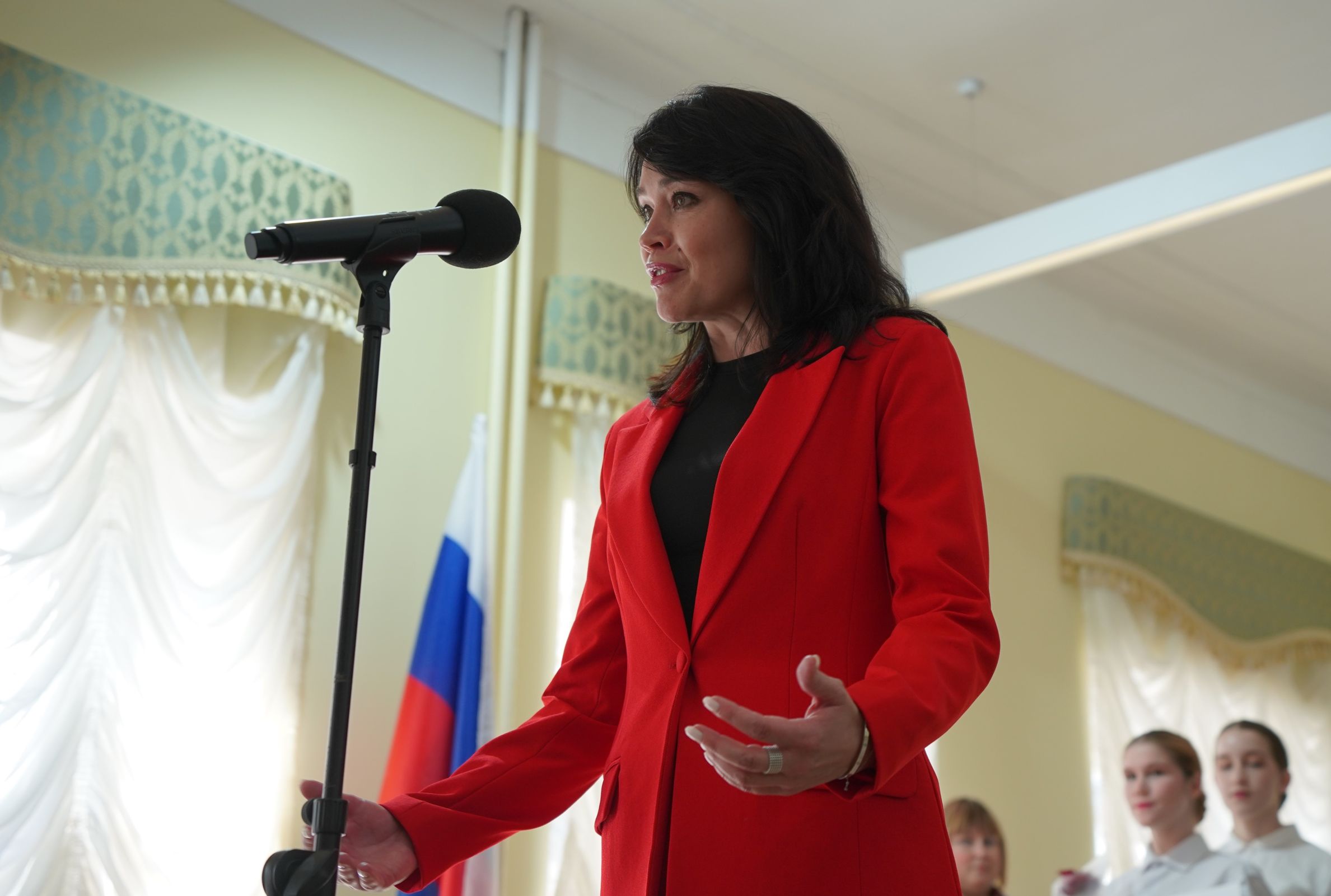 Одаренные дети Ярославской области получат областные стипендии