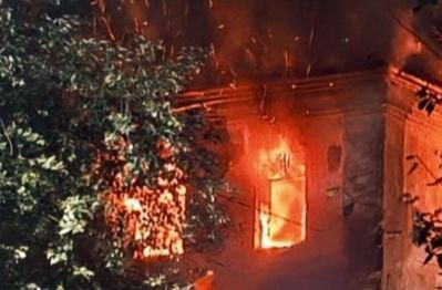 Неосторожно закурил: в Ярославле задержали возможного поджигателя дома Чарышникова