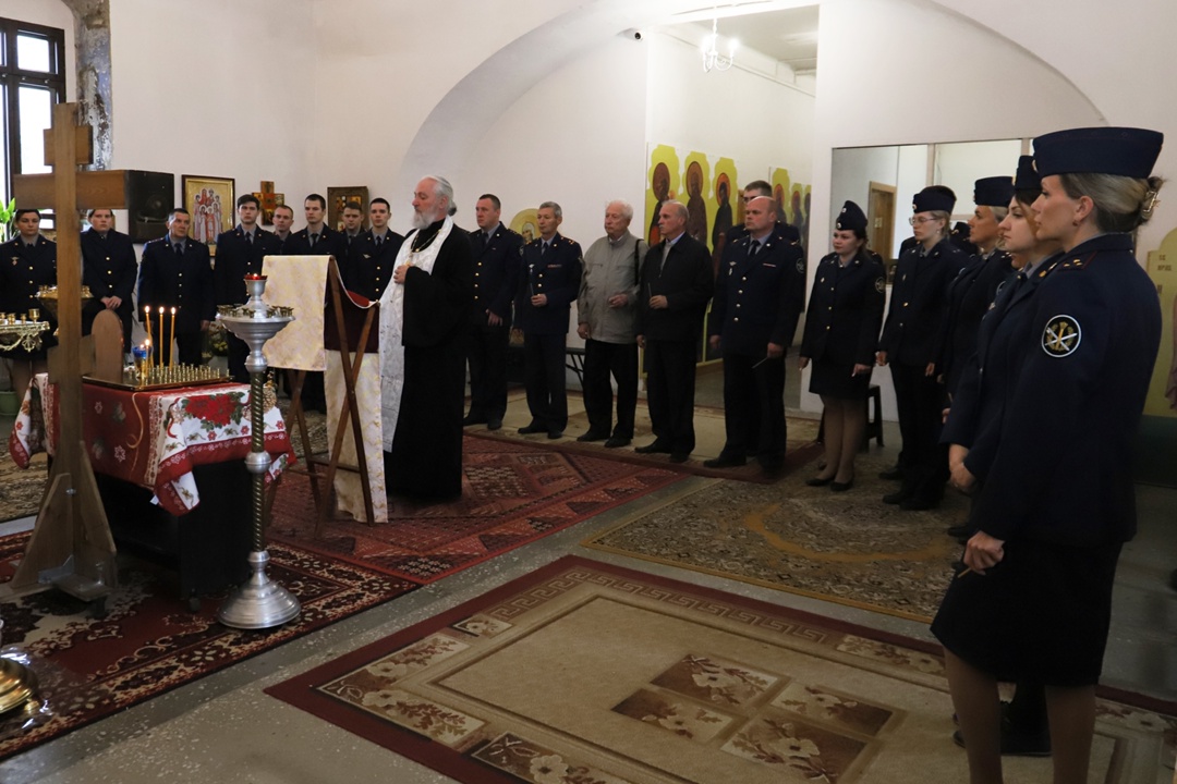 В УФСИН по Ярославской области прошли мероприятия в память о погибших при исполнении обязанностей