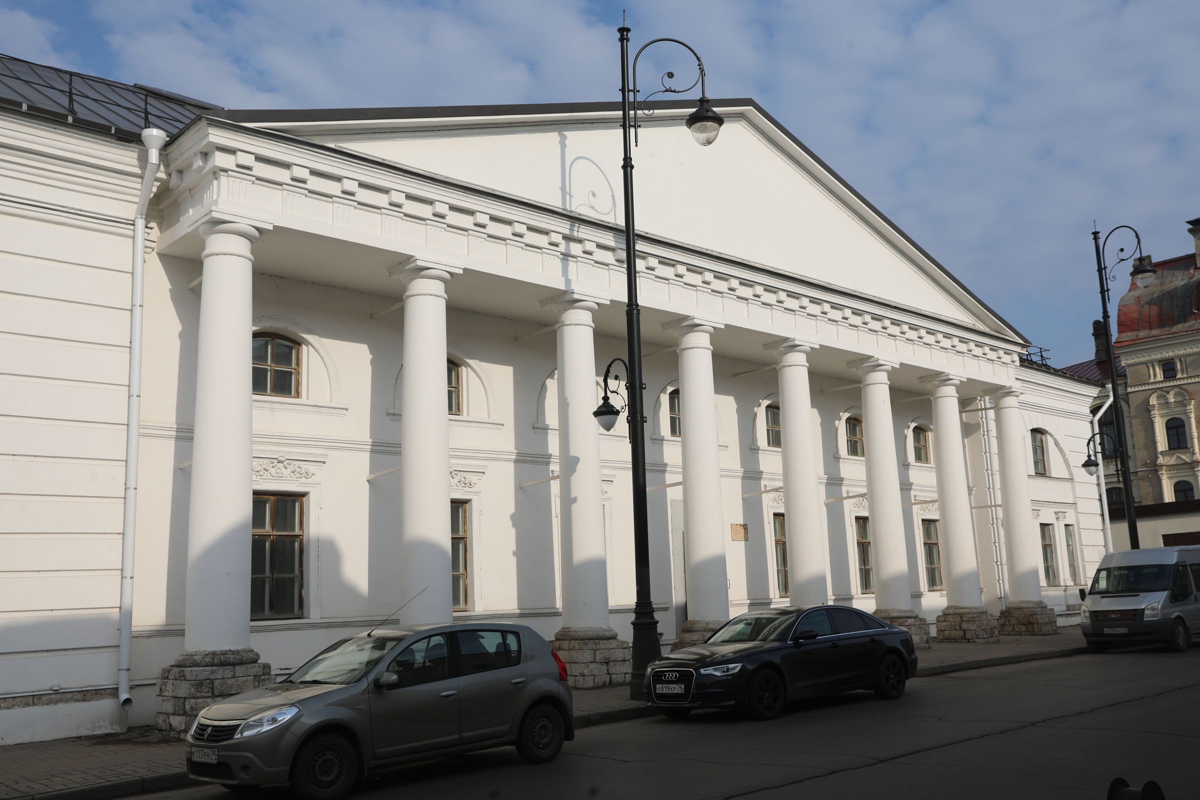 В Рыбинске почти за 69 миллионов продали Лоцманскую биржу