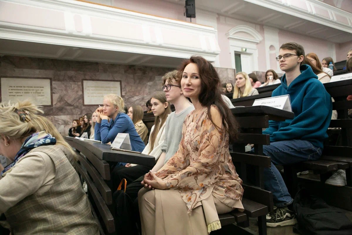 ​Будущие педагоги из Ярославской области приняли участие в проекте «Час региона в МПГУ»