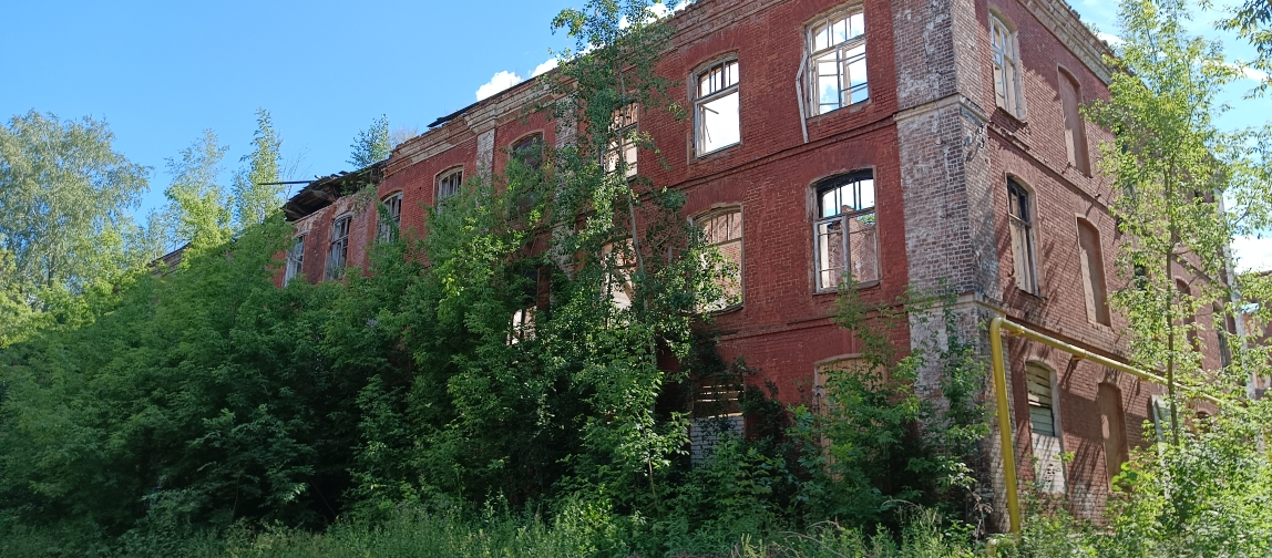 В Ярославле на продажу выставили три корпуса на Калмыковых