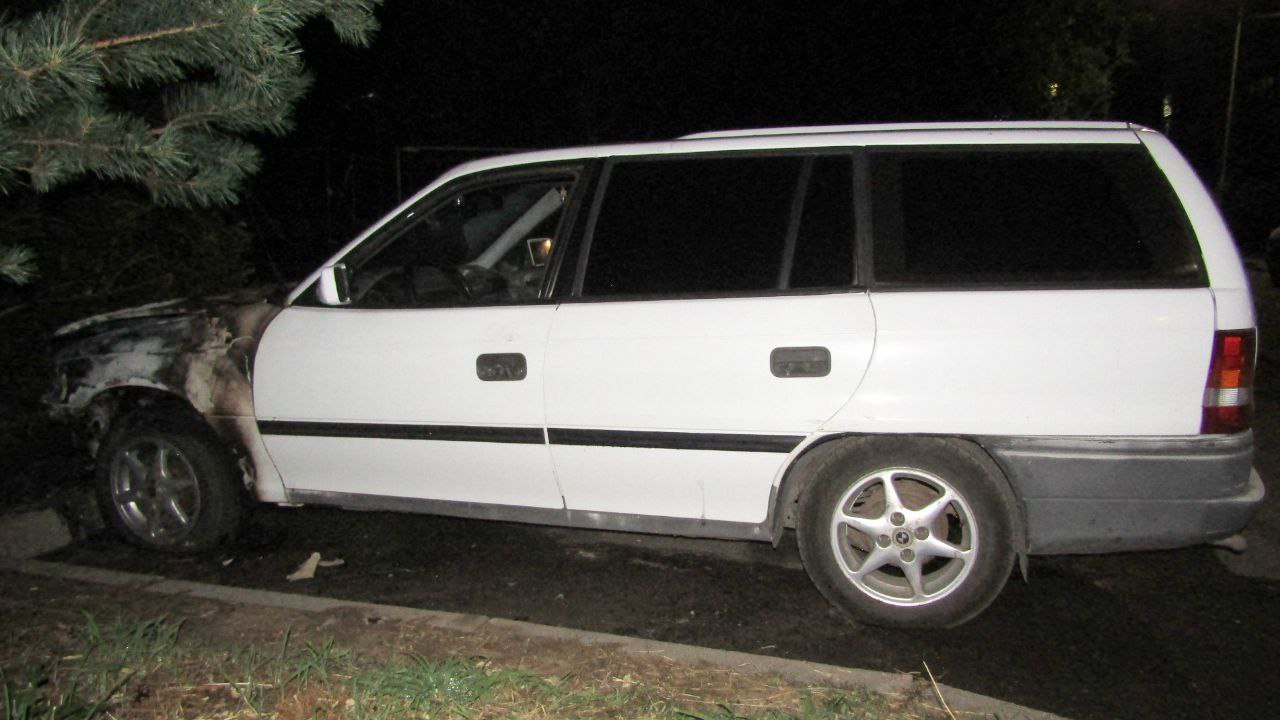 В Рыбинске перед судом предстанет мужчина, поджегший автомобиль из-за ревности