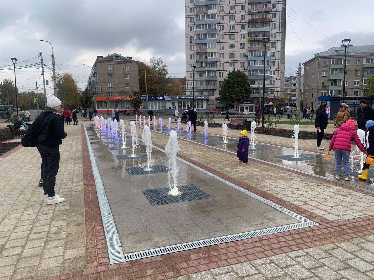 Памятник Маршалу Победы Георгию Жукову открыли на обновленной площади в Рыбинске