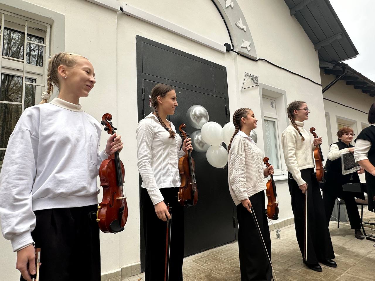 Работа детской школы искусств возобновлена в Семибратове