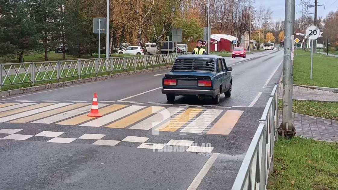 В Рыбинске 21-летний водитель ВАЗа сбил школьницу на пешеходном переходе