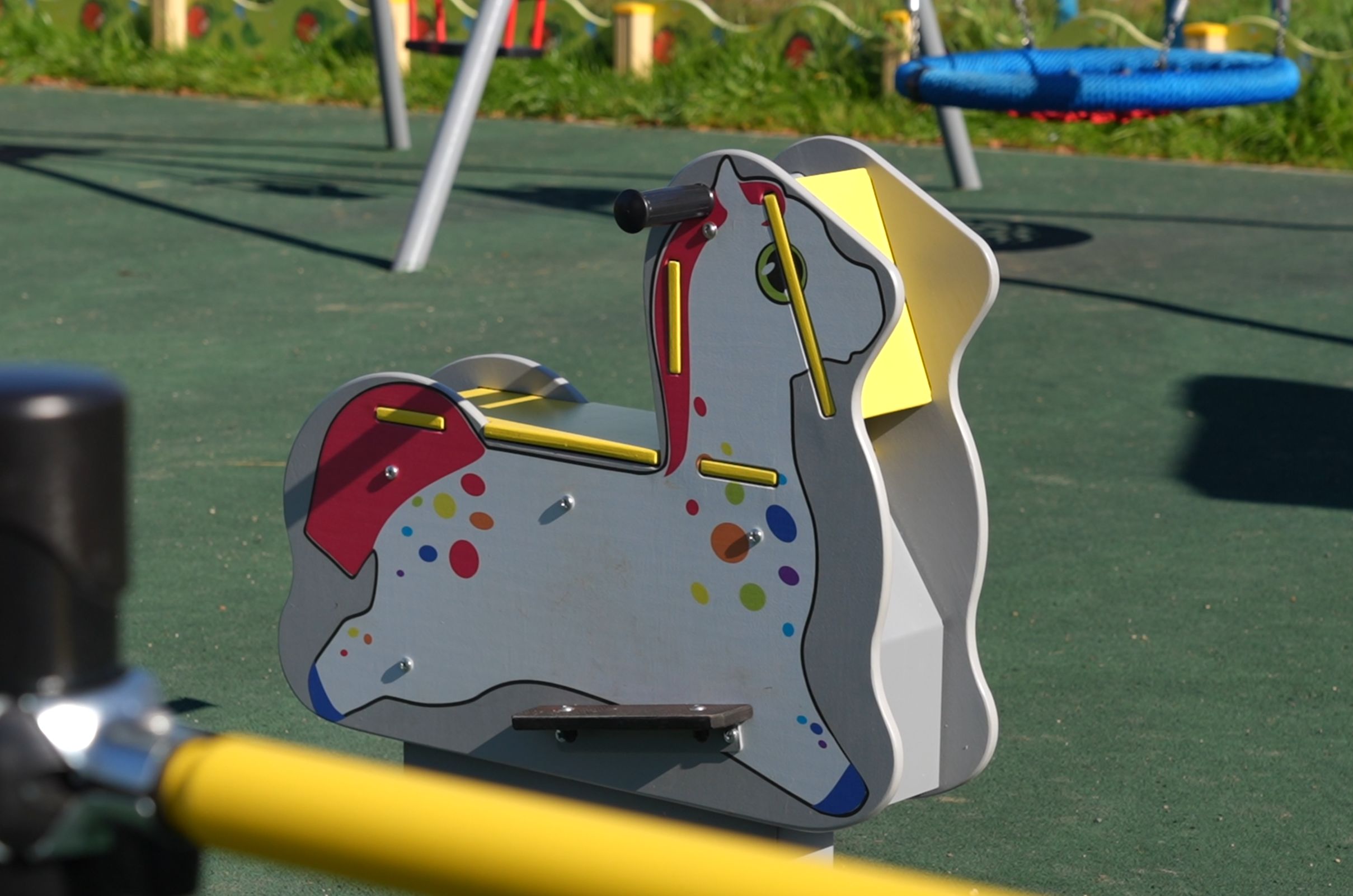 ​Семь округов Ярославской области полностью завершили проекты по программе «Наши дворы»