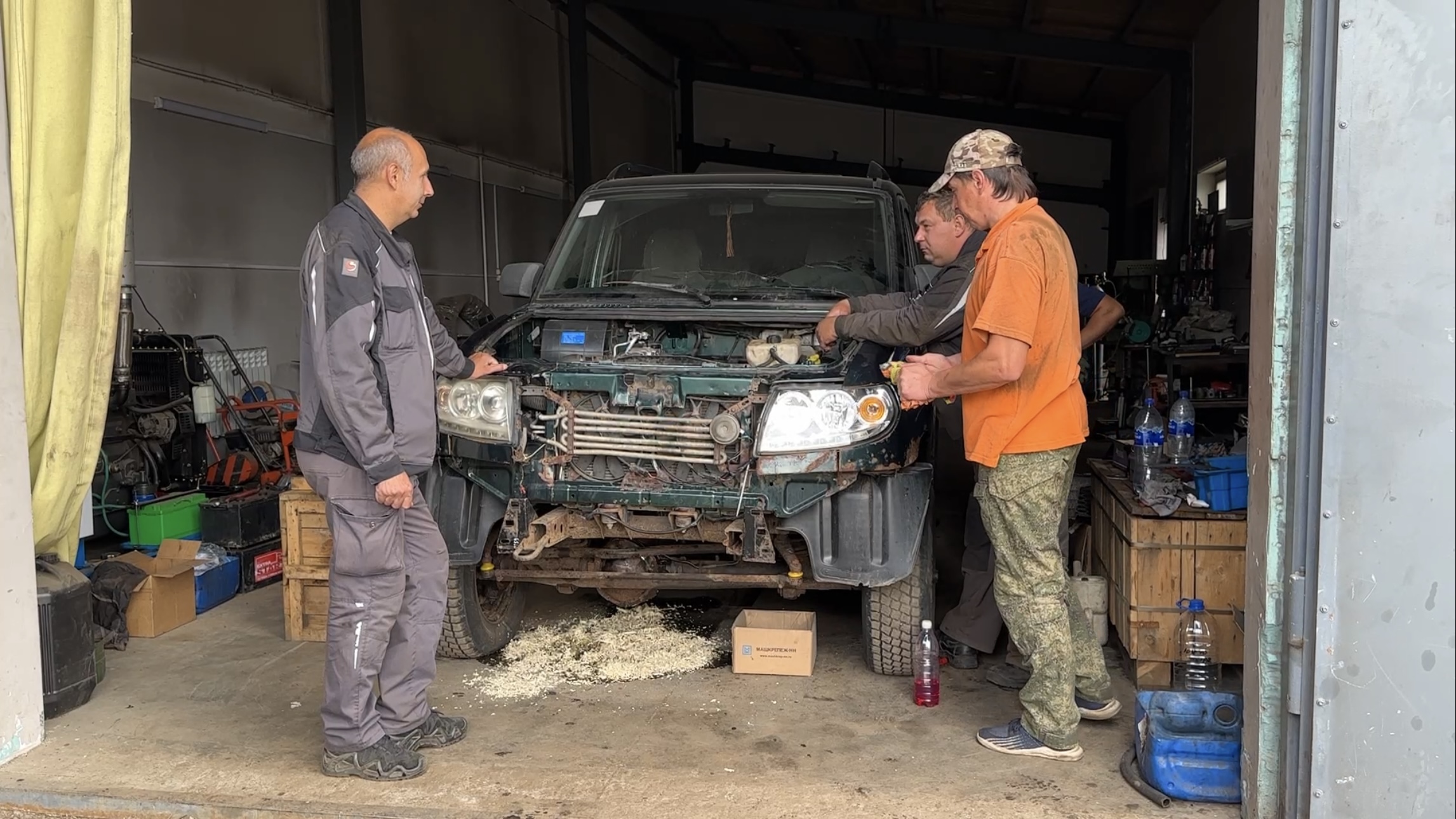 Ярославские волонтеры поделились секретами восстановления боевой техники