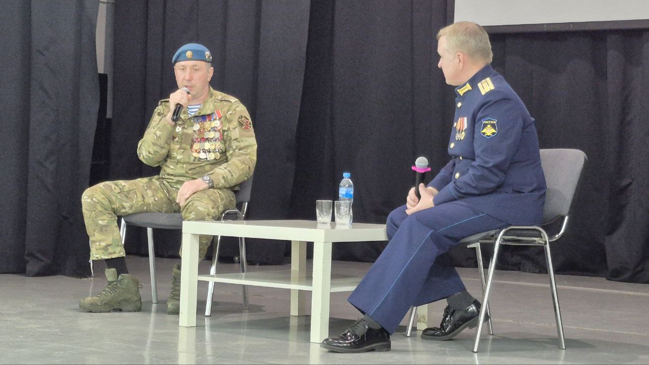 Участник программы «Герои Ярославии» провел урок мужества для школьников и студентов