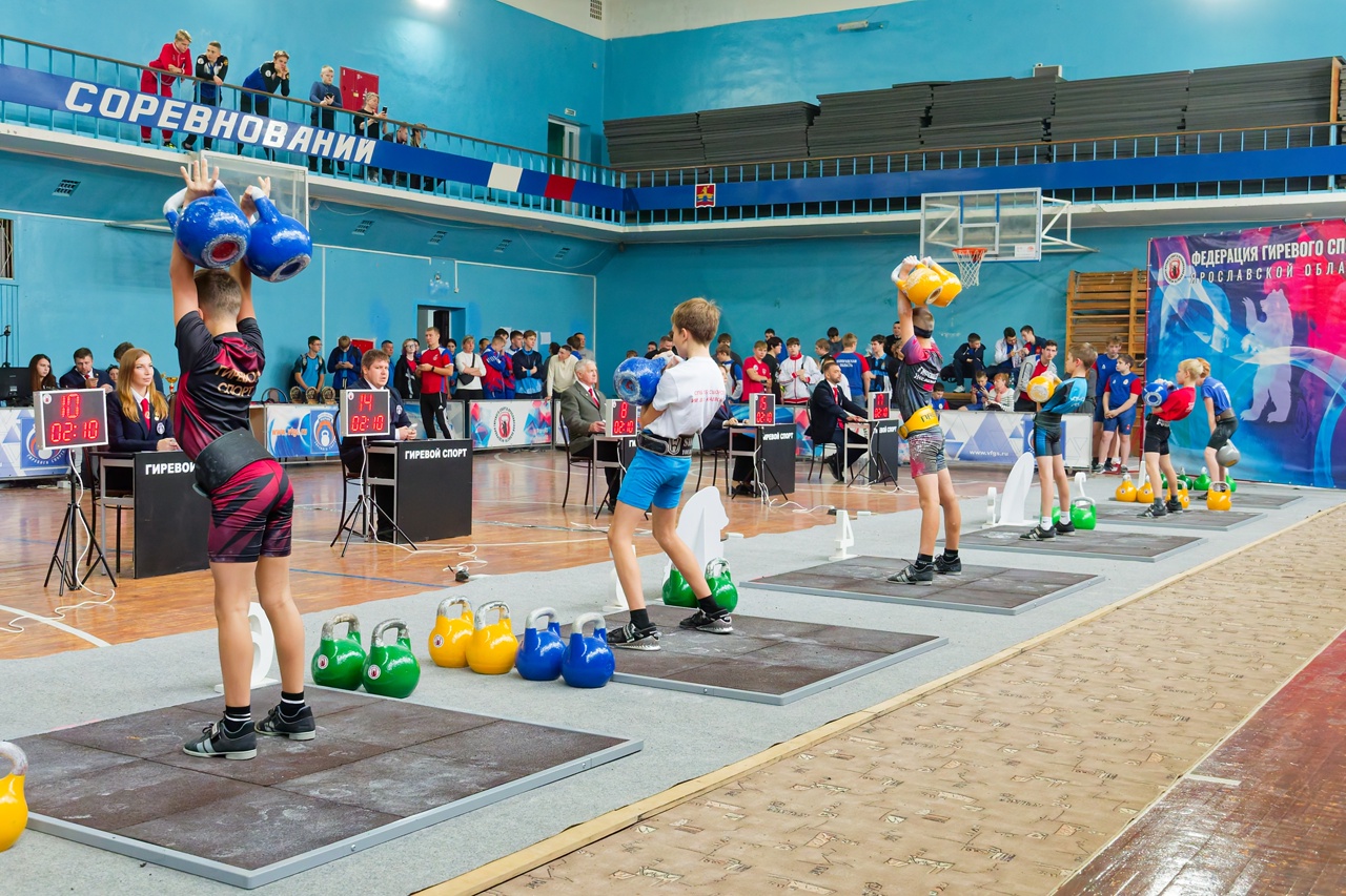 Спортсмены из Ярославской области завоевали 15 медалей на всероссийском турнире по гиревому спорту