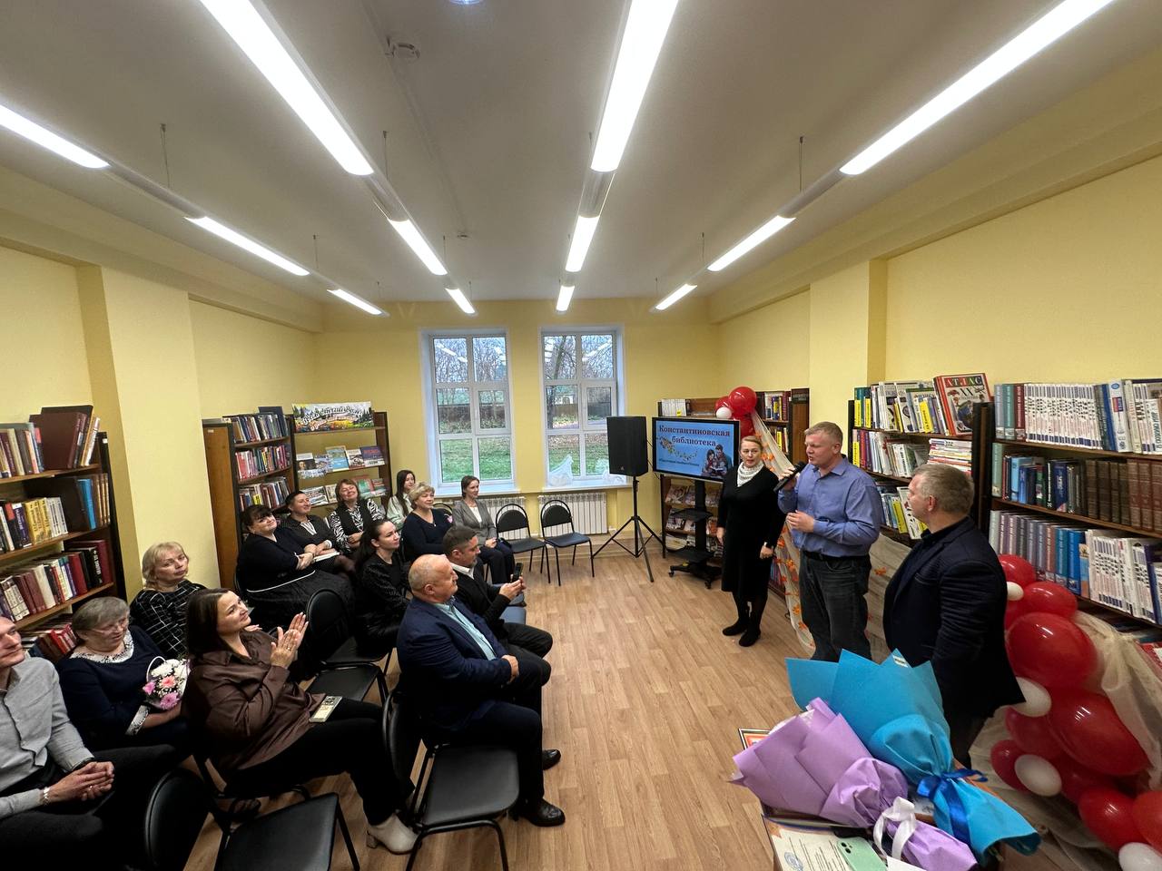 Библиотека в поселке Константиновском Ярославской области открылась после ремонта