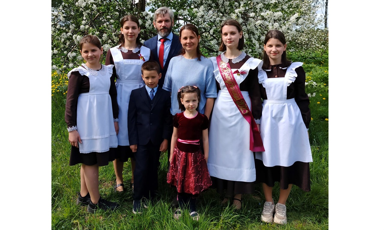 Семья из Ярославской области удостоена медали ордена «Родительская слава»