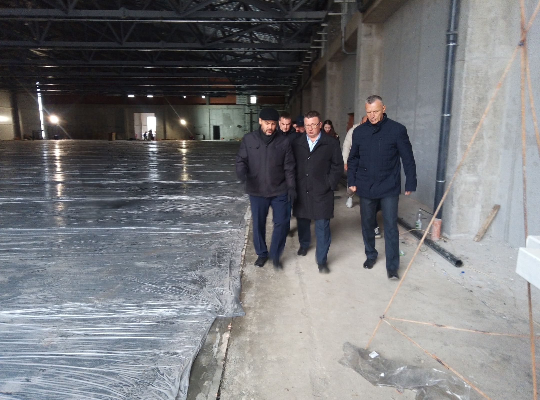 «Губернаторский контроль» оценил строительство ледового корта и ремонт больницы в Рыбинске