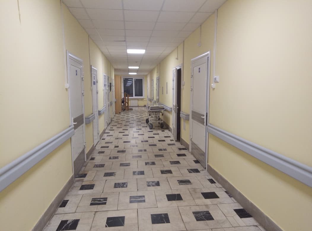 «Губернаторский контроль» оценил строительство ледового корта и ремонт больницы в Рыбинске