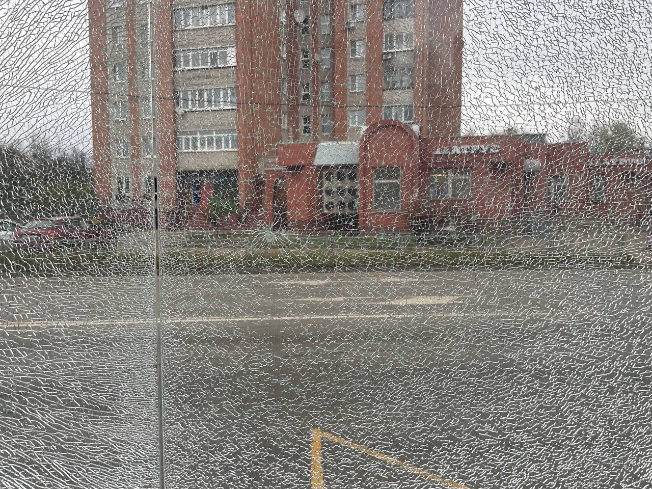 В Ярославле возбуждено уголовное дело против разбивших остановку вандалов