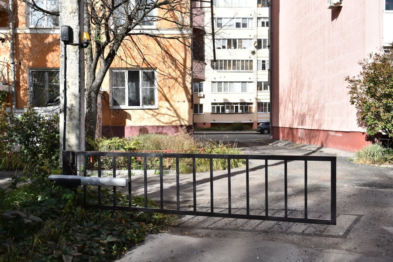 Ярославцы смогут получать компенсации за установку ограждающих устройств во дворах