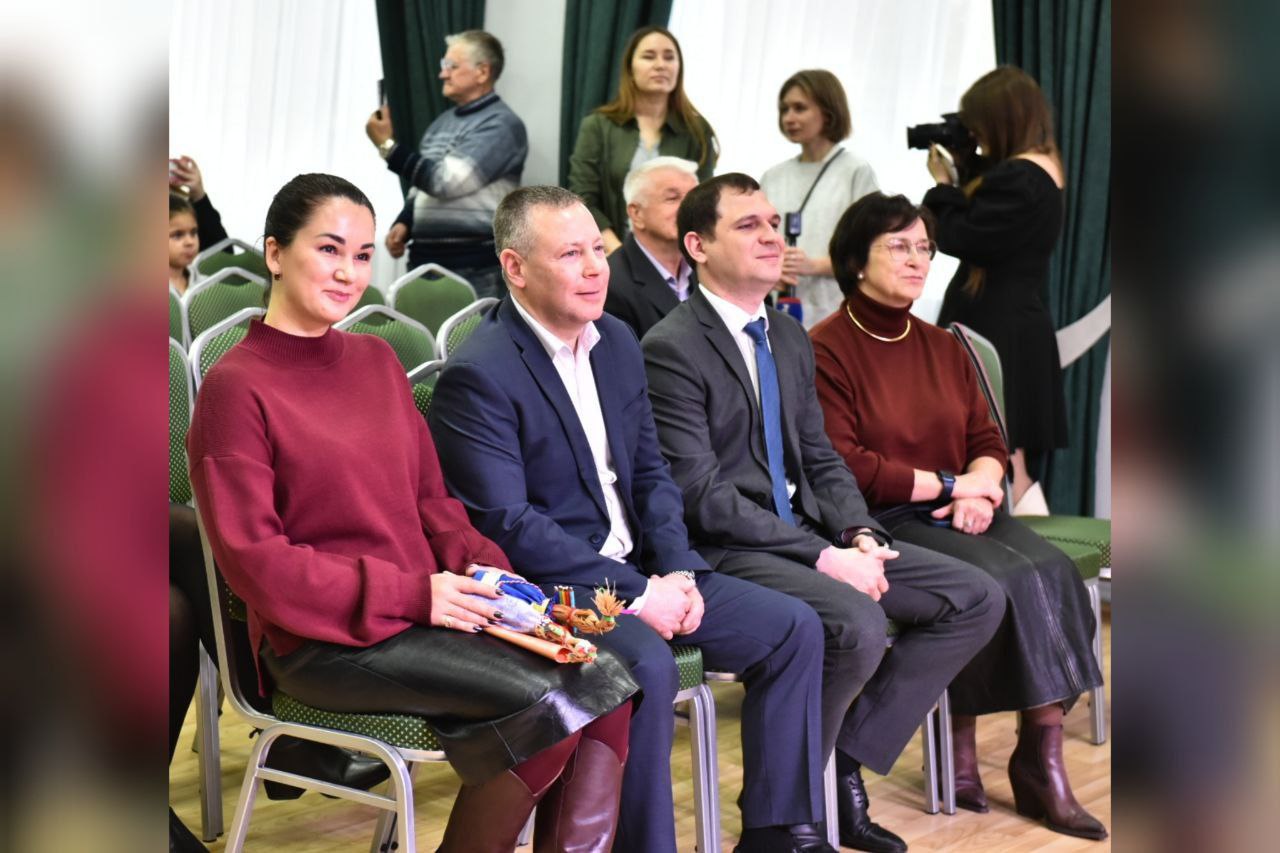 Михаил Евраев принял участие в открытии многофункционального центра в Ярославском округе