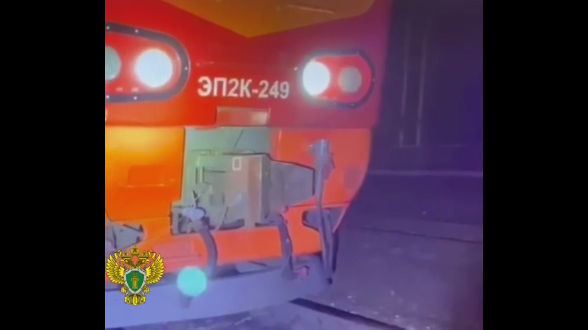 В Ярославской области вынужденно встал пассажирский поезд