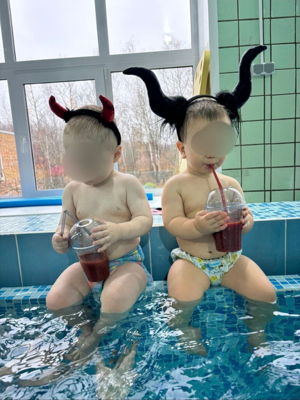 Директор рыбинской спортшколы прокомментировал фотосессию дошколят на Хэллоуин