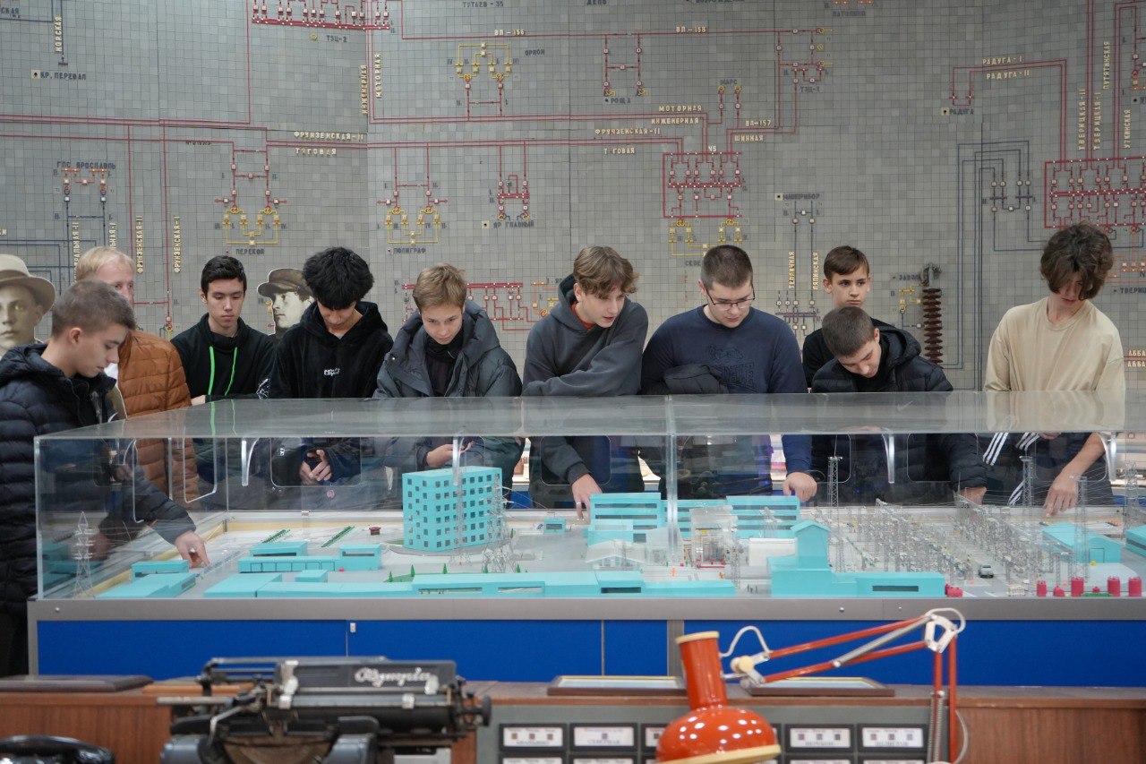 В «Россети Центр» – «Ярэнерго» проходят профориентационные мероприятия для школьников и студентов региона