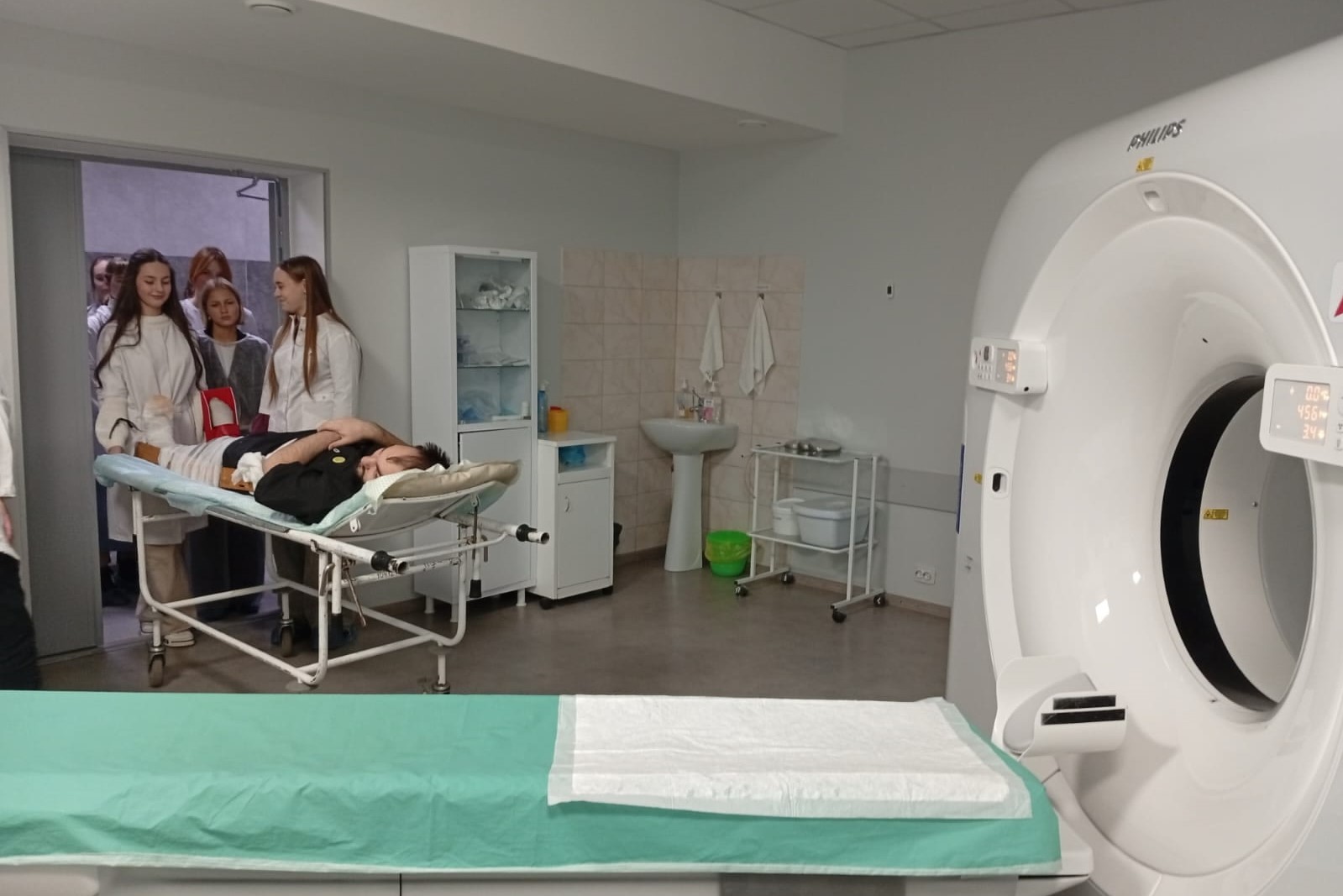 Около 70 молодых врачей-целевиков в этом году трудоустроены в больницы Ярославской области