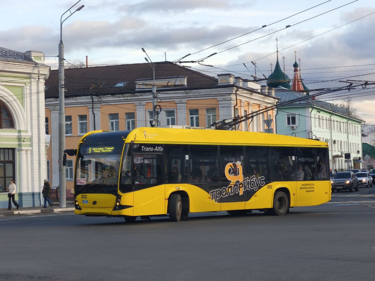 Ярославскому троллейбусному движению – 76 лет