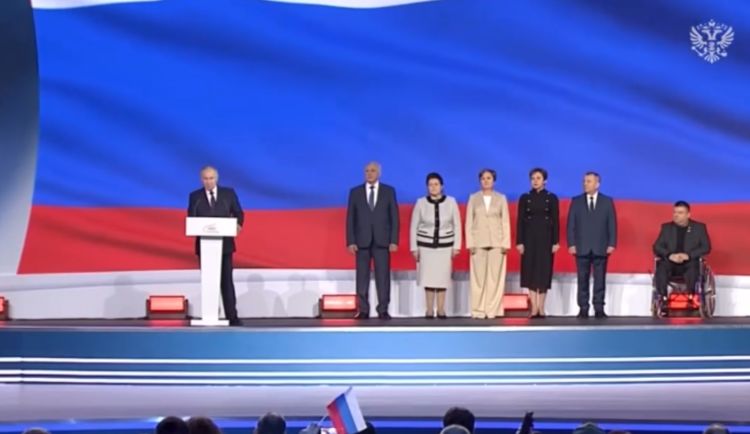 Губернатор Михаил Евраев призвал ярославцев участвовать во всероссийской премии «Служение»