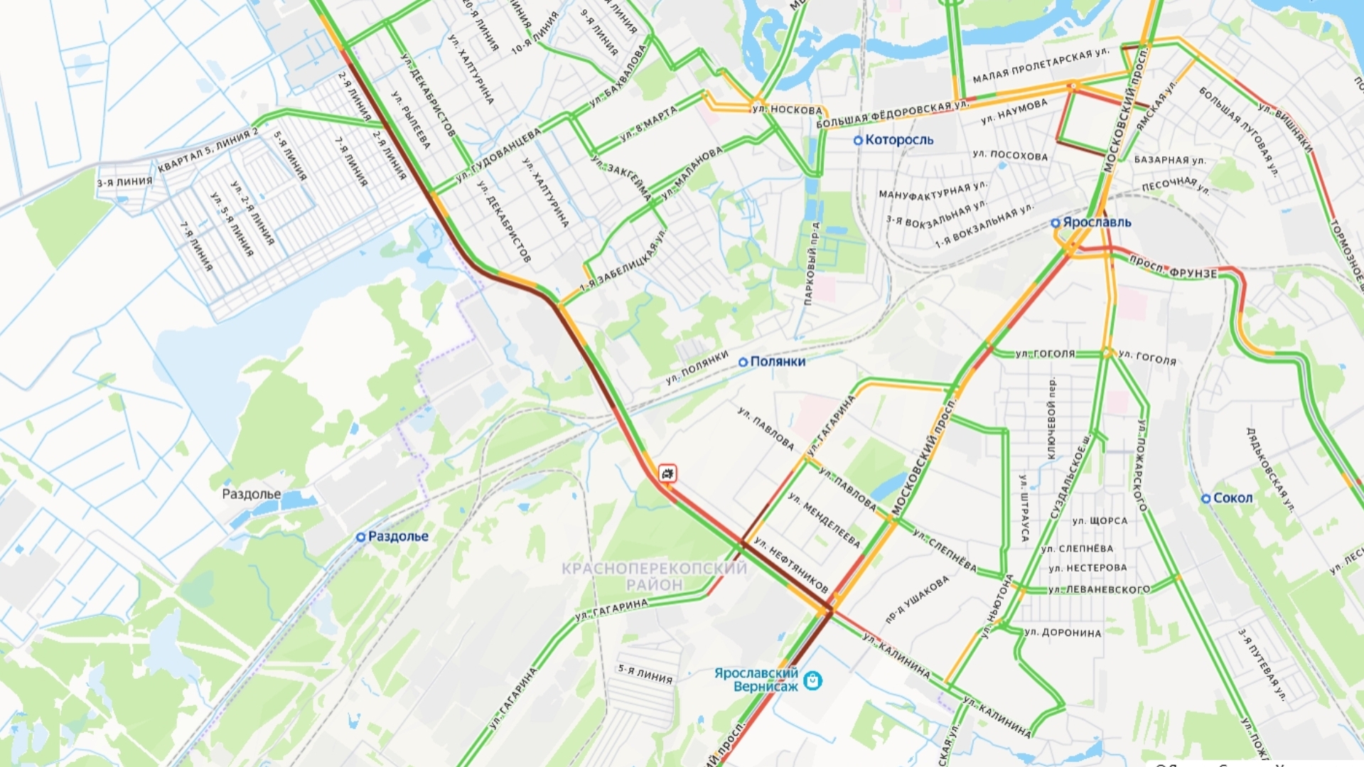 В Ярославле на ЮЗОД произошла авария: водители встали в пробке