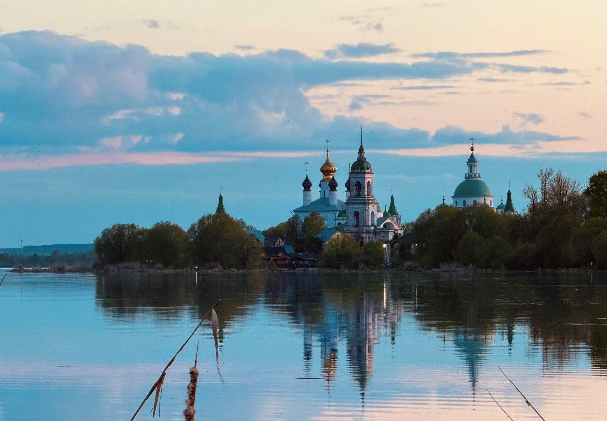 Более 2 млрд рублей выделено на благоустройство набережной озера Неро в Ростове Великом