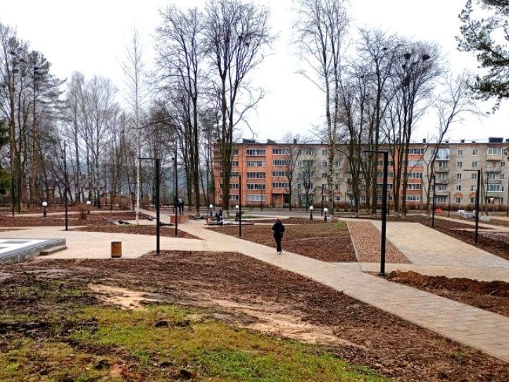 Юбилейная и Преображенская площади Данилова становятся комфортнее благодаря нацпроекту