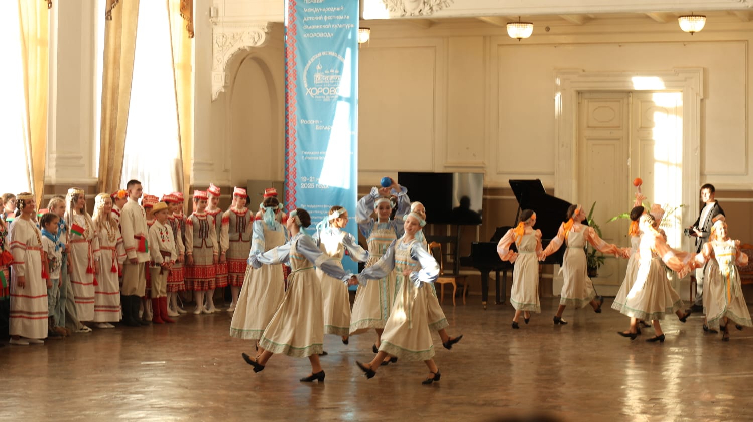 Школьники из трех стран принимают участие в фестивале славянской культуры в Ростове Великом