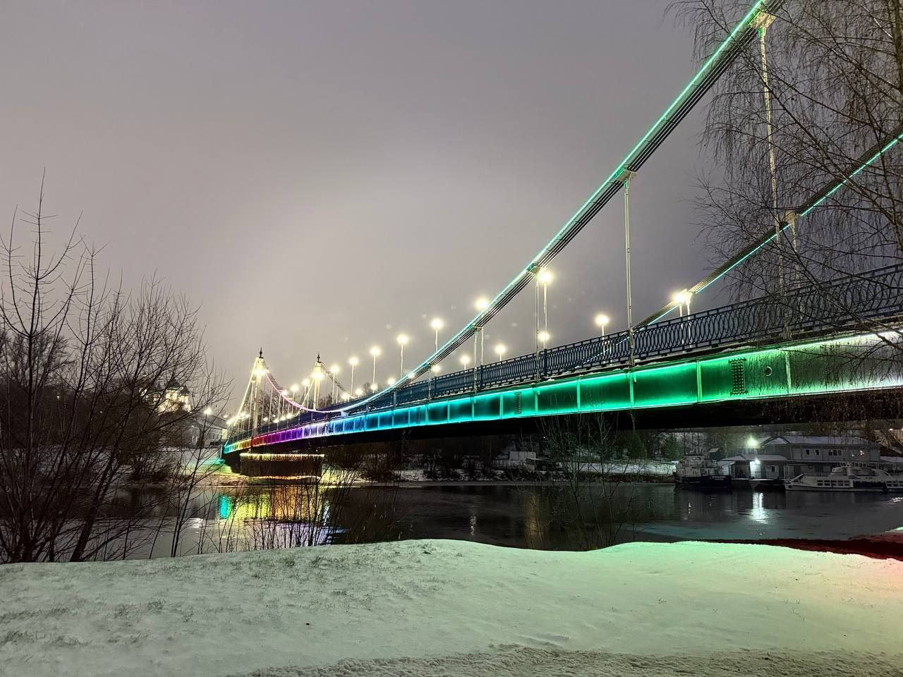 В Ярославле сделали подсветку Даманского моста