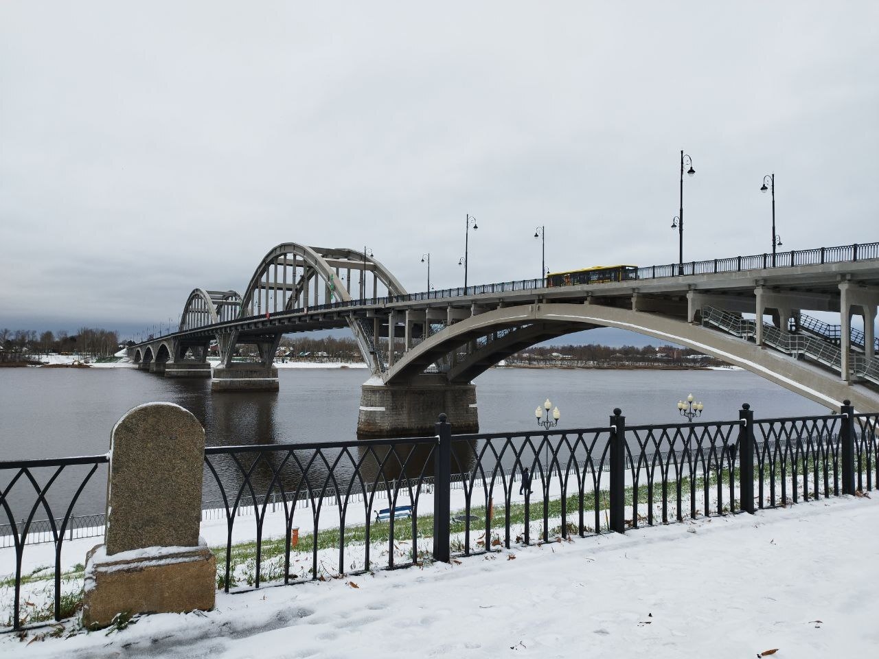 Мост через Волгу в Рыбинске украсят подсветкой к новогодним праздникам