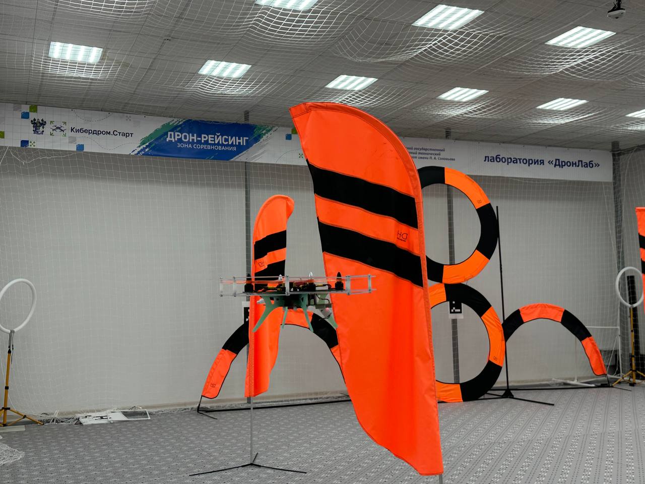 Сотрудников министерств и ведомств Ярославской области обучают управлению БПЛА