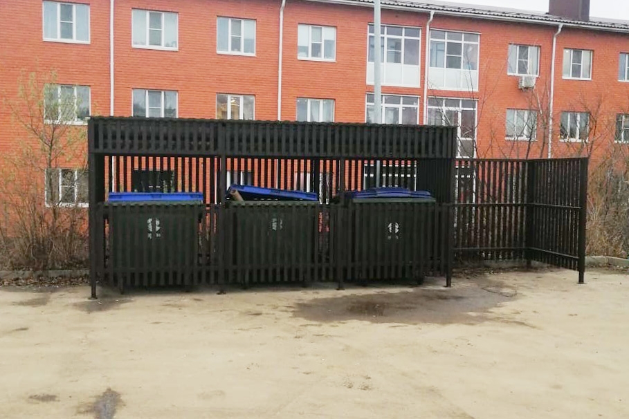 В центре трудовой адаптации осужденных в Ярославской области изготовили контейнерные площадки