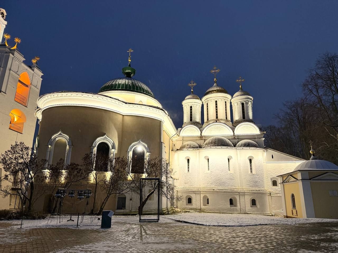 Архитектурная подсветка впервые украсила два ключевых памятника Ярославского кремля