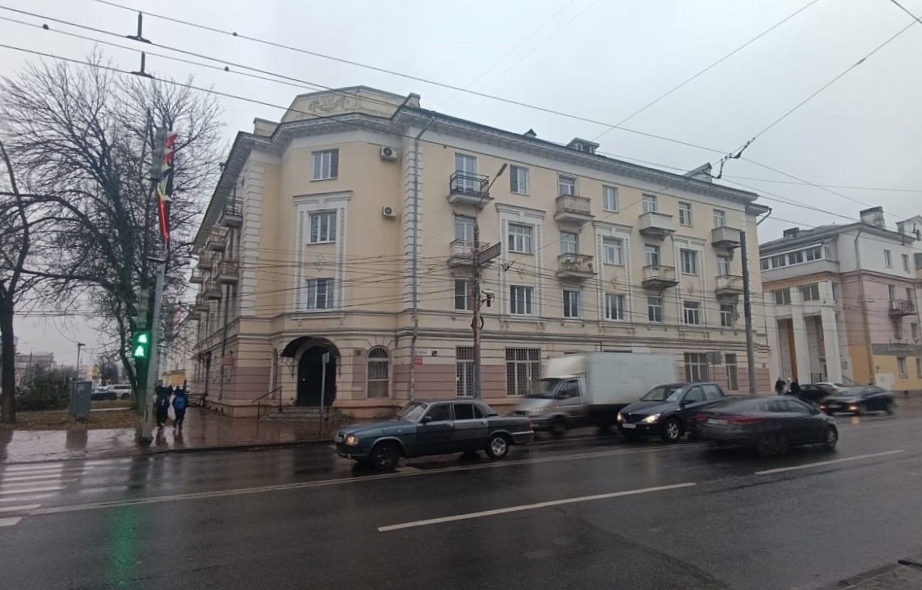 В Ярославле выставили на продажу помещения в здании на проспекте Октября