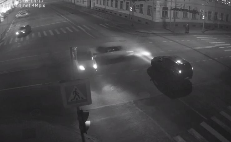 Появилось видео смертельного ДТП в центре Ярославля