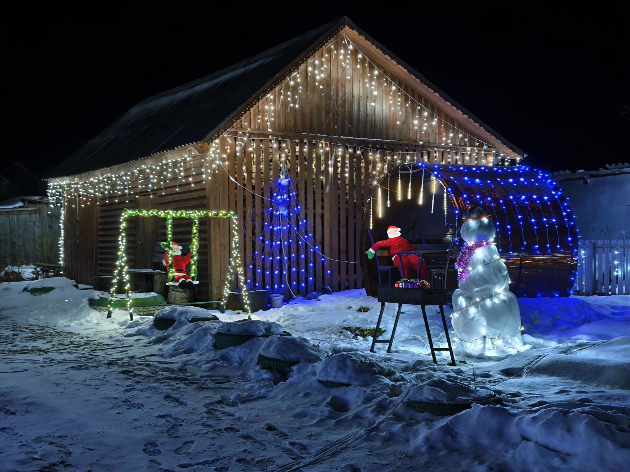 Участники конкурса в Ярославской области креативно подходят к украшению фасадов