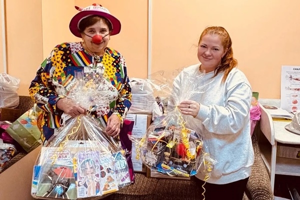 Сотрудники ярославского Управления по конвоированию присоединились к благотворительной акции «Коробка храбрости»