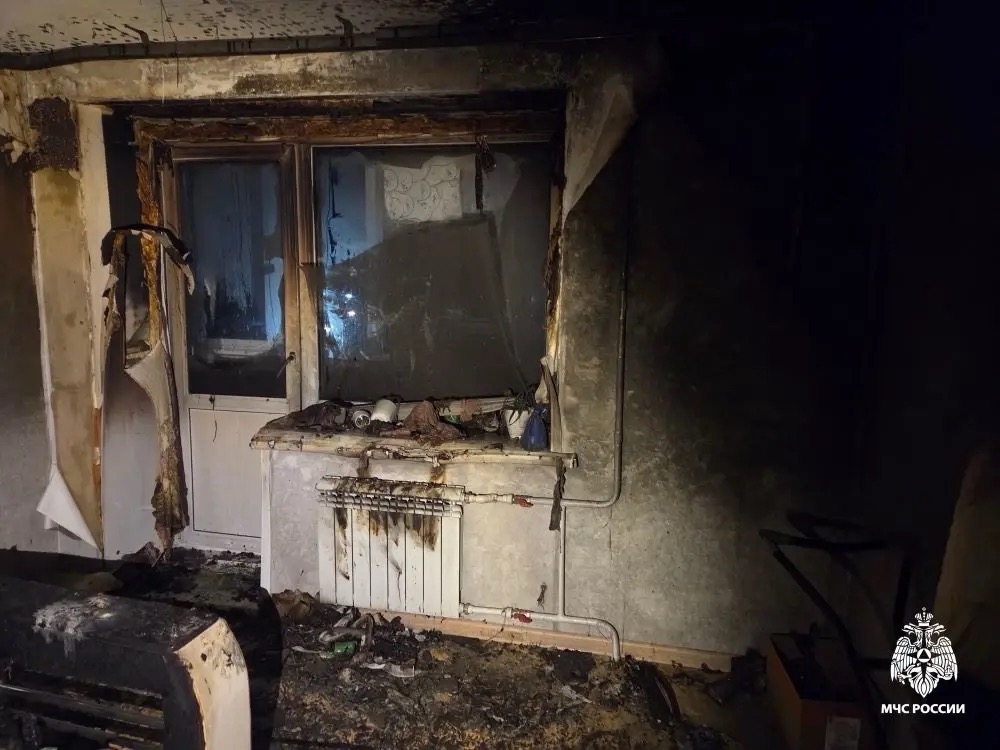 В Ярославле пожарные спасли семь жителей многоквартирного дома