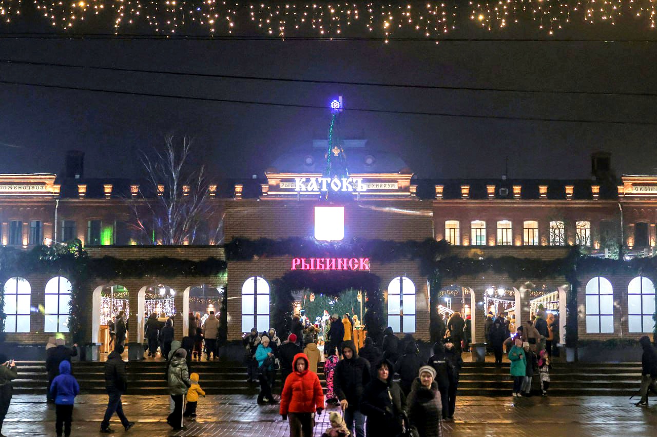 ​Праздничные катки открыты в Рыбинске, Переславле-Залесском и Угличе