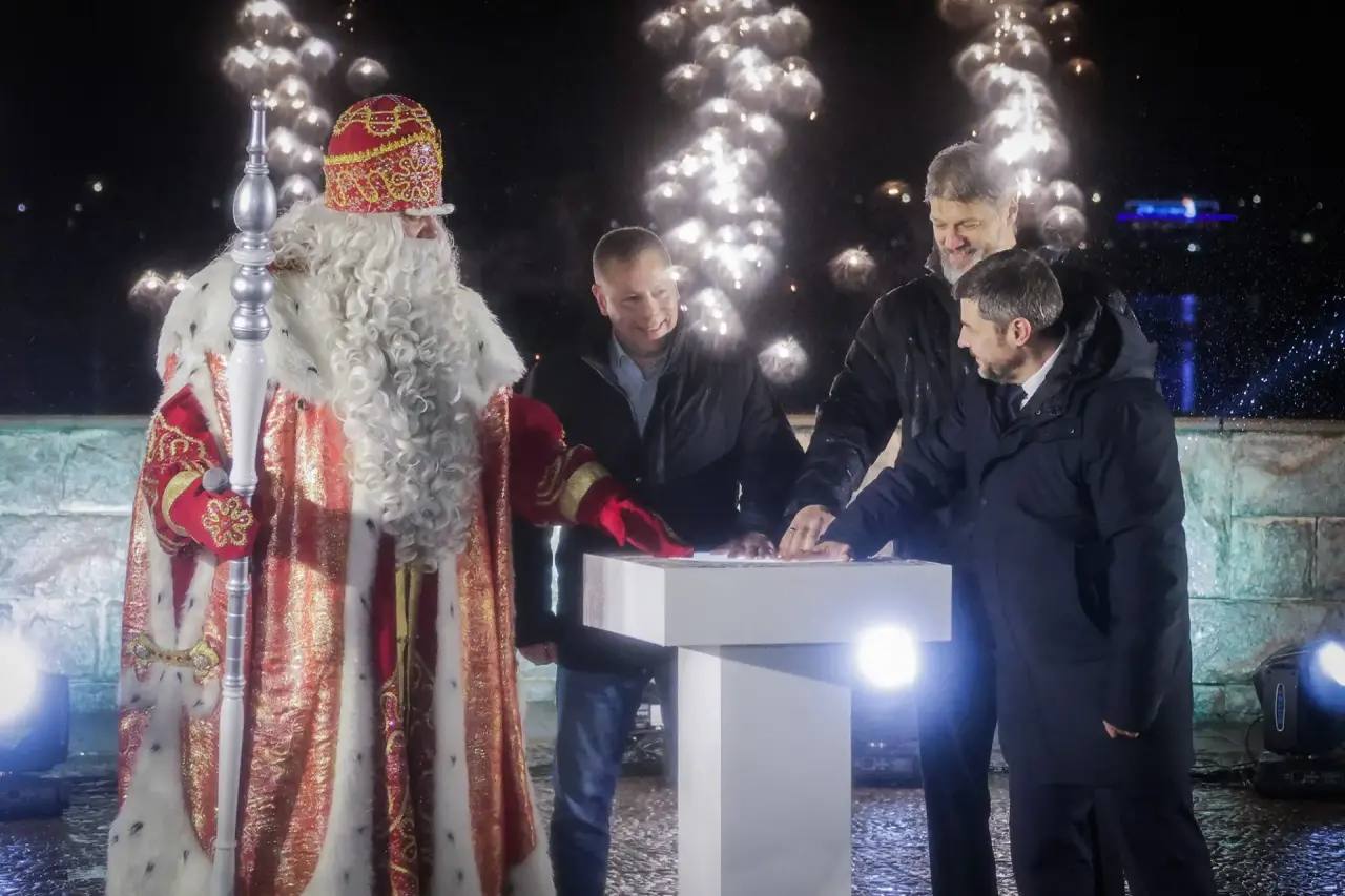 В Рыбинске прошло рекордное НаШествие Дедов Морозов