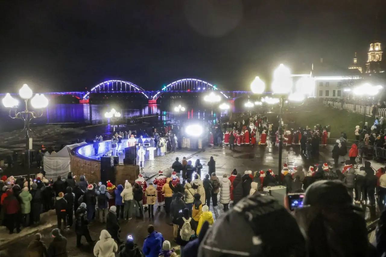 В Рыбинске прошло рекордное НаШествие Дедов Морозов